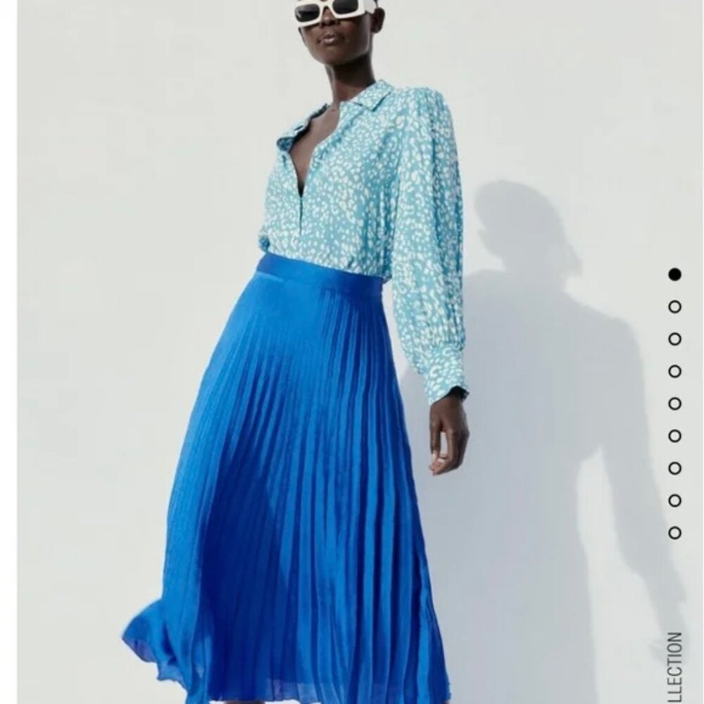 Zara Lapel collar top with long sleeves Leopard print blue Size Small